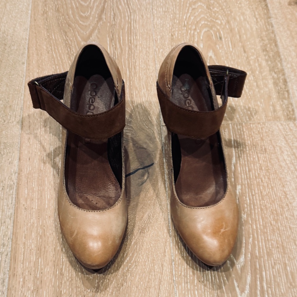 NWOB Apepazza Bergamo Single Strap Leather Mary Jane Pump Heel, Size 7.5 - Picture 7 of 12
